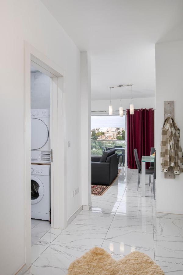 Sea View Apartment 2 Bedrooms 2 Bathrooms, 2 Minutes Away From The Sea Saint Julian's 外观 照片